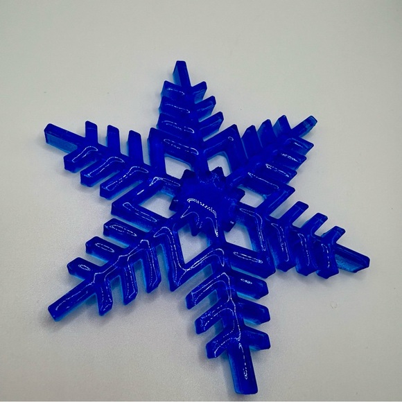 HANDMADE- Snowflake ornament - Picture 5 of 5